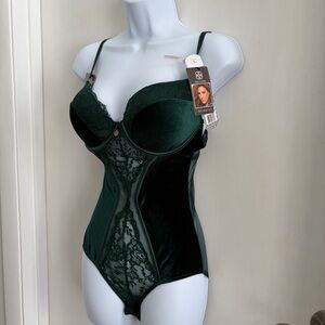 Daisy Fuentes women bodysuit size Large Emerald Lace Bodysuit